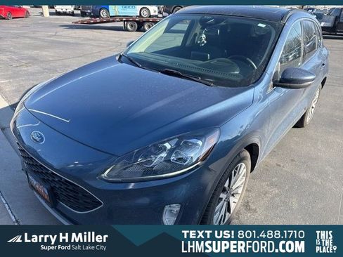 Used 2020 Ford Escape Titanium w/ Titanium Premium Package 2.0 image 1