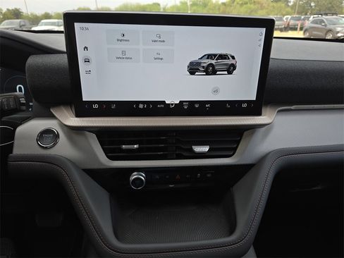 New 2025 Ford Explorer Active w/ Active Comfort Package image 44