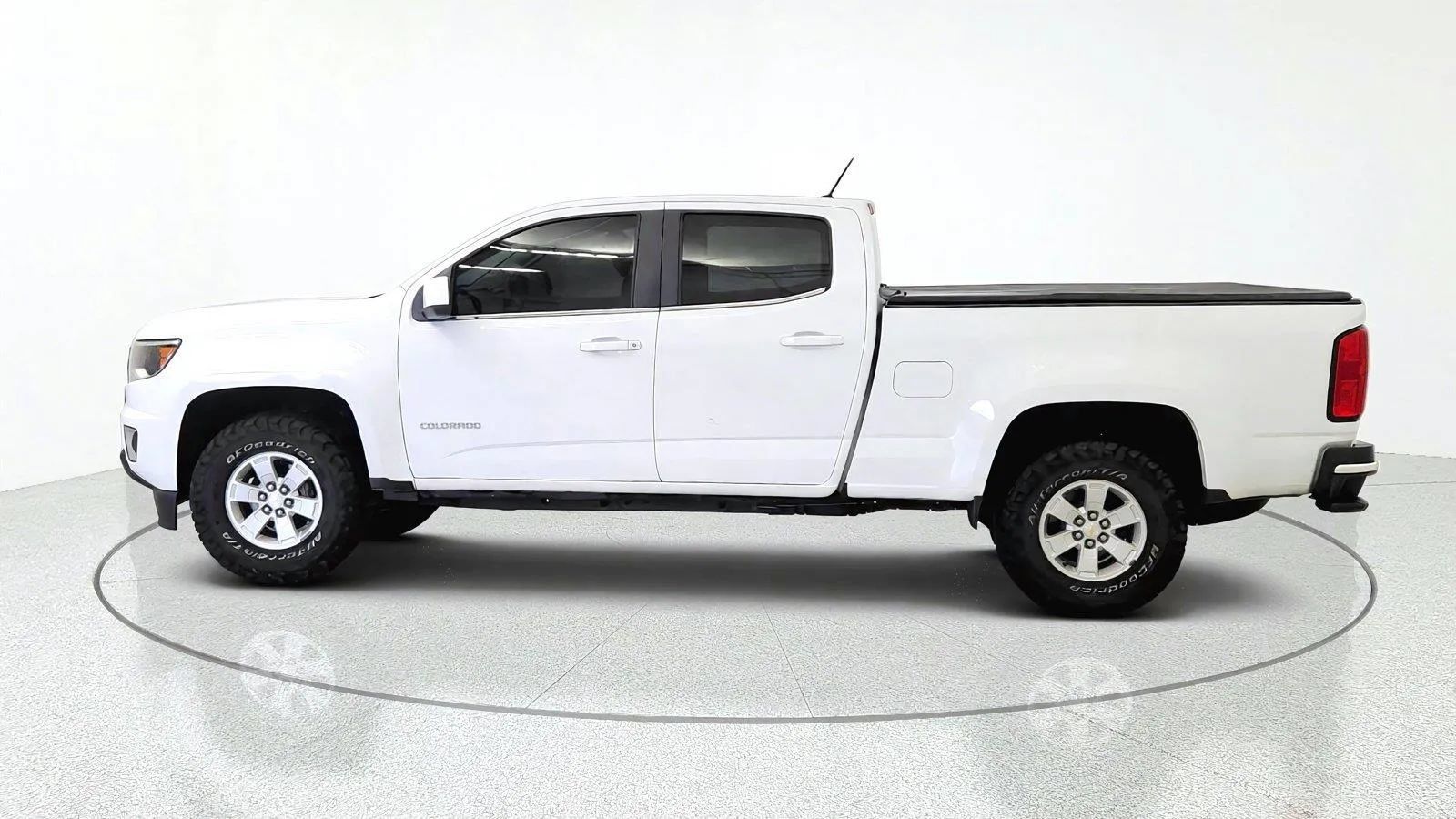 Used 2020 Chevrolet Colorado W/T w/ WT Convenience Package RWD image 5