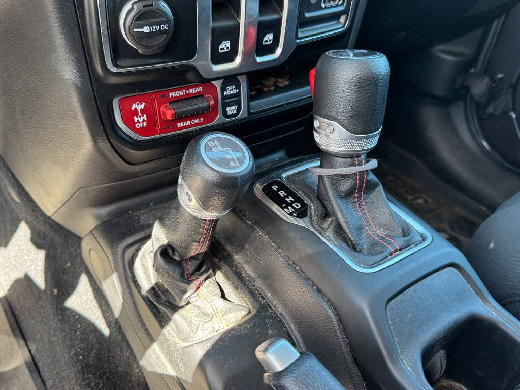 Used 2021 Jeep Wrangler Rubicon AWD/4WD image 24