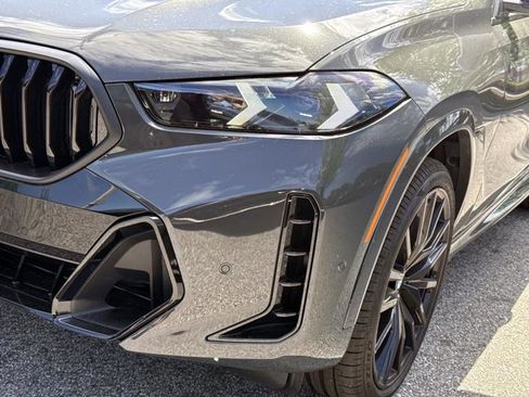 New 2026 BMW X6 xDrive40i w/ Climate Comfort Package AWD/4WD image 9