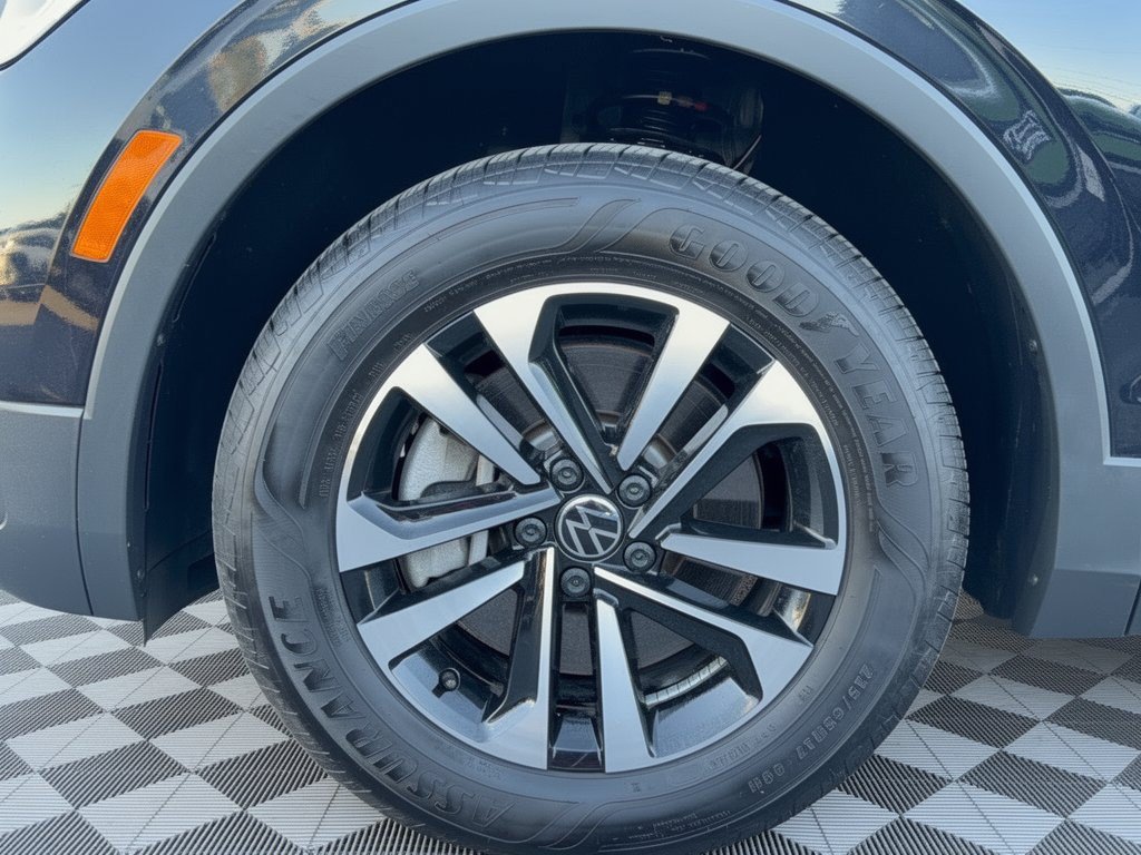 Certified 2024 Volkswagen Tiguan S AWD/4WD image 13