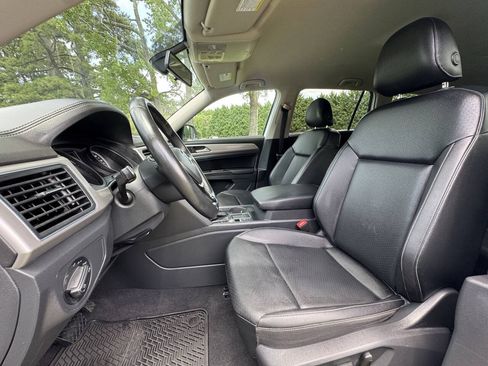 Used 2019 Volkswagen Atlas SE FWD image 14