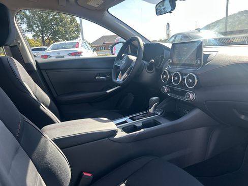 New 2025 Nissan Sentra SR image 16