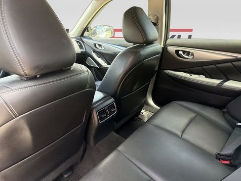 Used 2021 INFINITI Q50 Luxe w/ Seat & Sound Package AWD/4WD image 10
