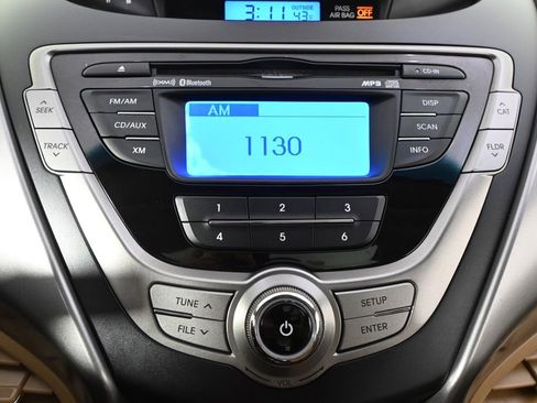 Used 2013 Hyundai Elantra Limited image 29