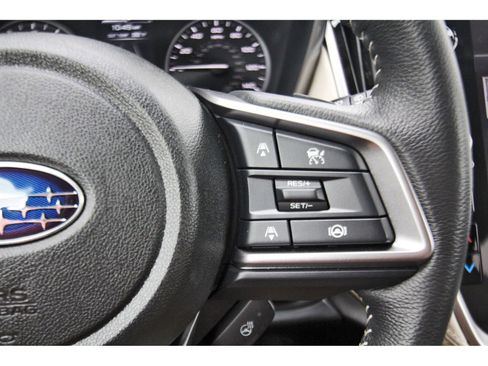 Certified 2025 Subaru Outback Limited AWD/4WD image 16