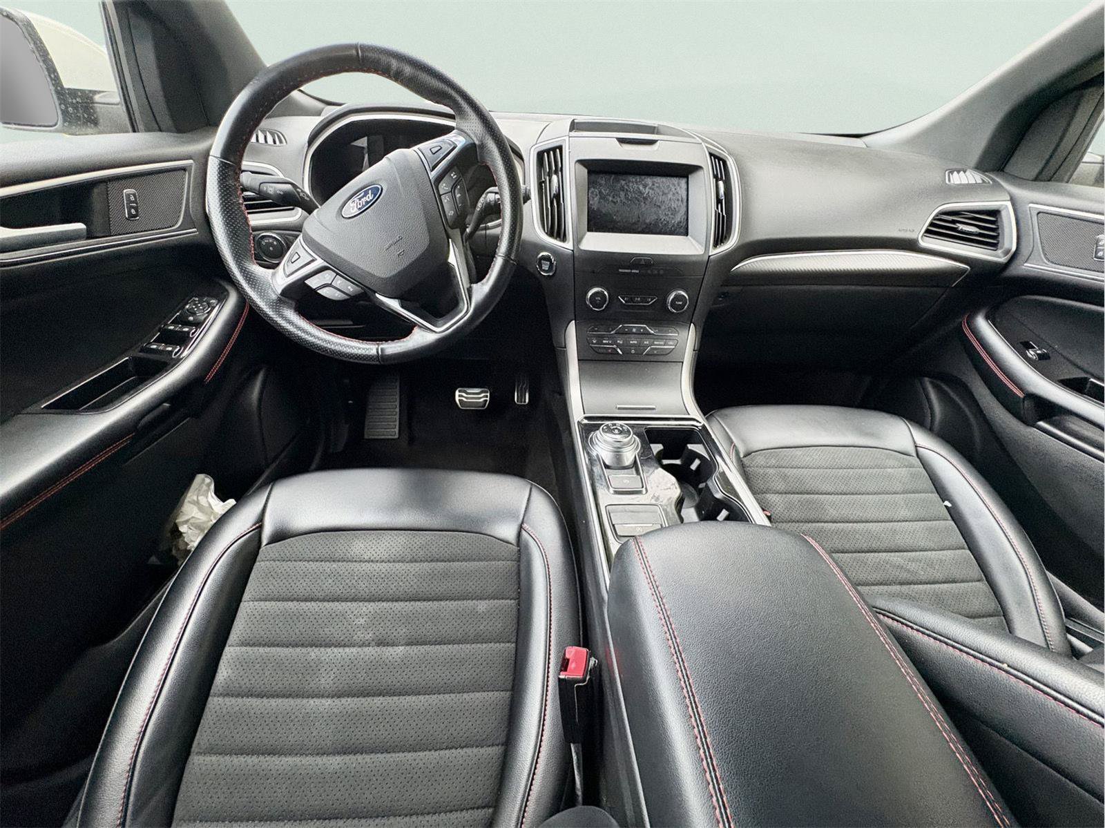 Used 2020 Ford Edge ST-Line FWD image 9
