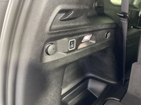 Used 2023 Jeep Grand Cherokee L Laredo AWD/4WD image 36