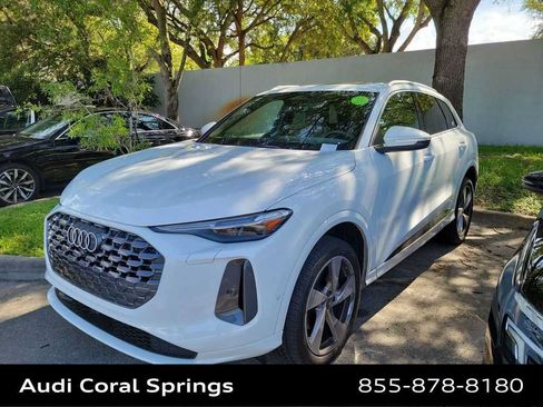 Certified 2025 Audi Q5 Premium w/ Premium Plus AWD/4WD image 5