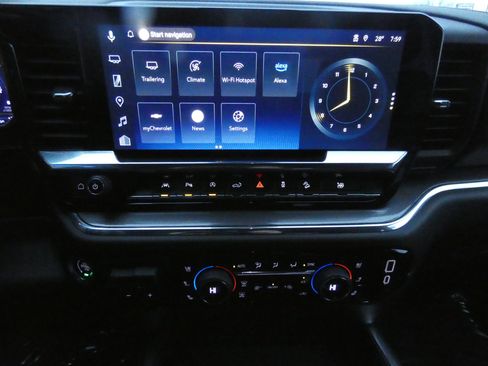 Used 2024 Chevrolet Silverado 1500 High Country w/ Technology Package image 21