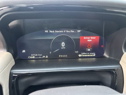 Used 2022 Lincoln Nautilus Reserve w/ Equipment Group 201A image 17