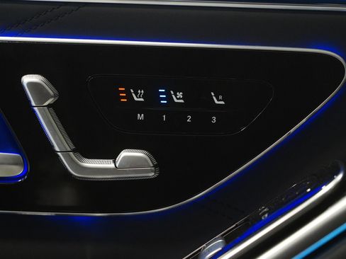 Used 2025 Mercedes-Benz Maybach S 680 4MATIC image 28