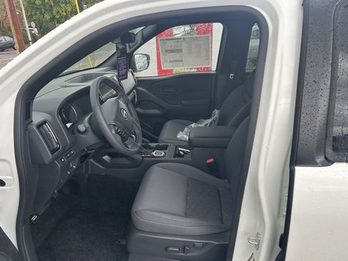 New 2026 Nissan Frontier SV w/ SV Convenience Package image 7