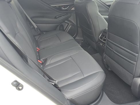 New 2025 Subaru Outback Limited image 19