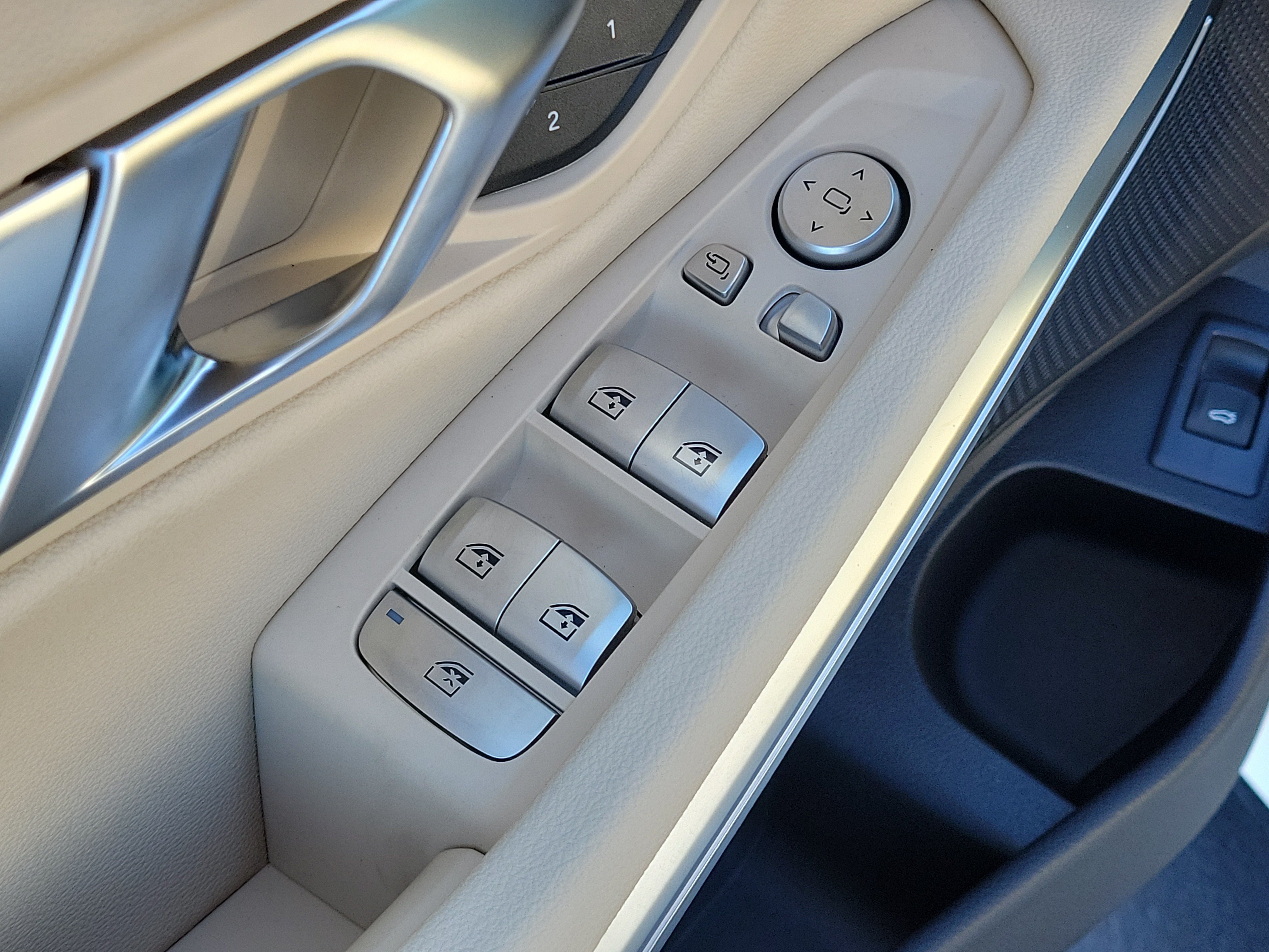 New 2026 BMW 330i Sedan w/ Convenience Package RWD image 15