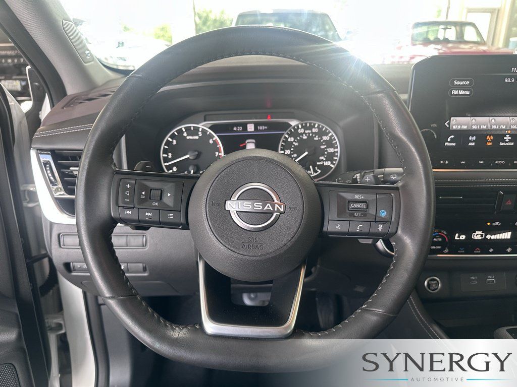 Used 2023 Nissan Rogue SL w/ SL Premium Package FWD image 20