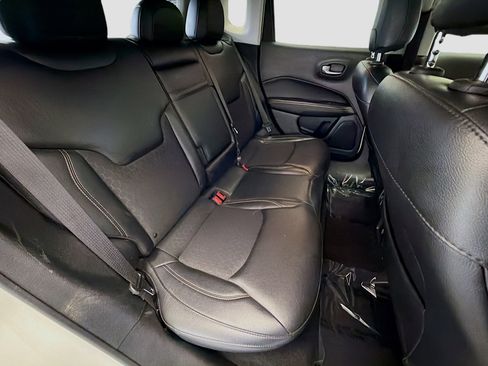 Used 2018 Jeep Compass Latitude image 14