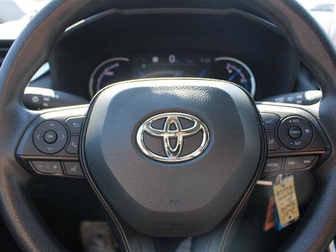 Used 2025 Toyota RAV4 LE image 15