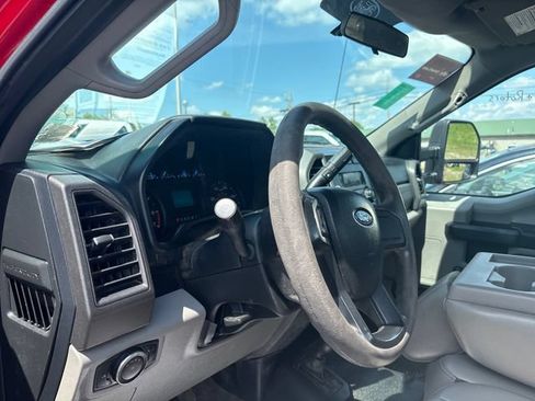 Used 2017 Ford F350 XL AWD/4WD image 9