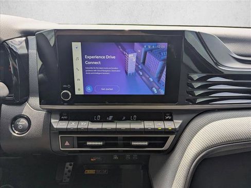 Certified 2025 Toyota Camry SE image 14