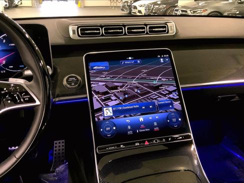 Used 2025 Mercedes-Benz S 500 S 500 image 6