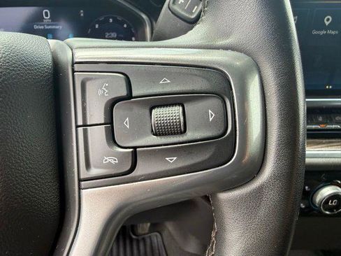 Used 2025 Chevrolet Silverado 2500 LT w/ Convenience Package AWD/4WD image 9