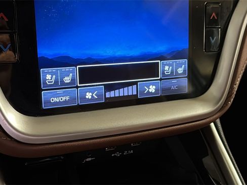 Used 2022 Subaru Outback Touring XT image 30