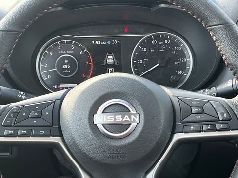 New 2025 Nissan Versa SR w/ Trunk Package image 21