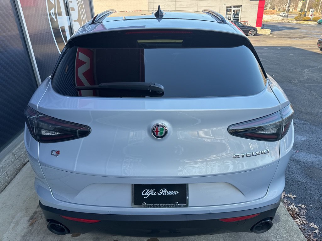 New 2026 Alfa Romeo Stelvio Sprint AWD/4WD image 7