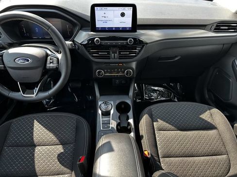 Certified 2023 Ford Escape Active AWD/4WD image 15
