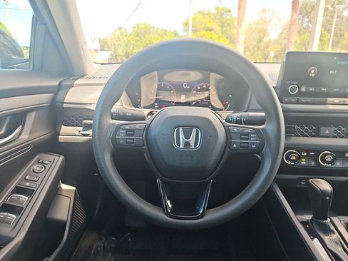 Certified 2025 Honda Accord LX image 11