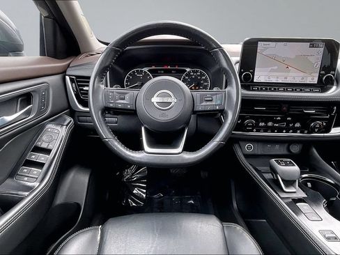 Used 2023 Nissan Rogue SL w/ SL Premium Package FWD image 5