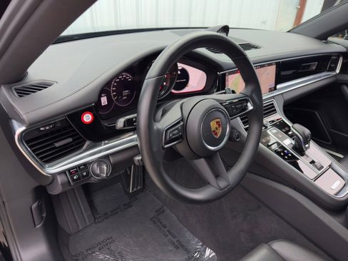 Used 2021 Porsche Panamera 4S image 13