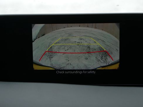 Used 2023 MAZDA MAZDA3 s image 33