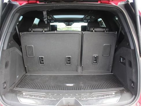 Used 2023 Cadillac Escalade Premium Luxury Platinum AWD/4WD image 5