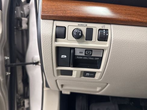 Used 2014 Subaru Outback 2.5i Limited w/ Moonroof Package image 11