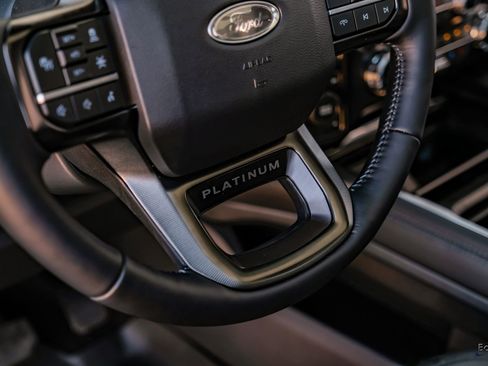 Used 2026 Ford F450 Platinum w/ FX4 Off-Road Package image 53