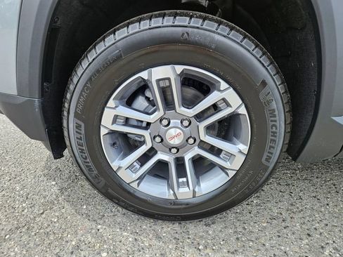 New 2026 GMC Terrain Elevation w/ Technology Package II AWD/4WD image 9