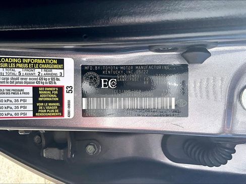 Used 2022 Toyota Camry XSE FWD image 34