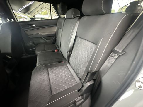 Used 2021 Volkswagen Atlas Cross Sport S image 26