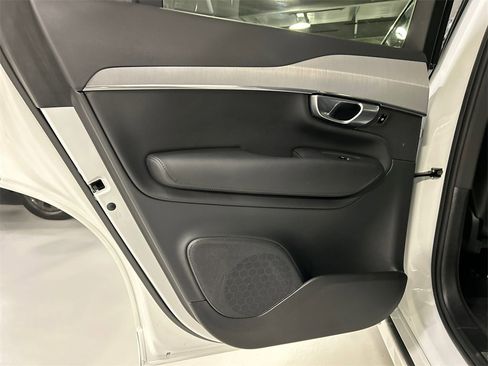 Certified 2024 Volvo XC90 B5 Core w/ Protection Package Premier image 23