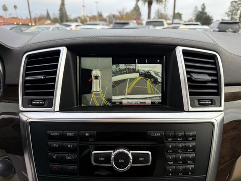 Used 2014 Mercedes-Benz GL 450 GL 450 4MATIC AWD 4dr SUV image 18