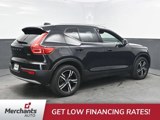 Used 2024 Volvo XC40 B5 Core AWD/4WD image 8