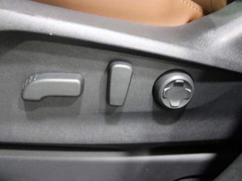 New 2026 Subaru Ascent Touring image 4