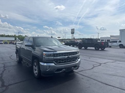 Used 2017 Chevrolet Silverado 1500 LTZ w/ Sport Package AWD/4WD image 6