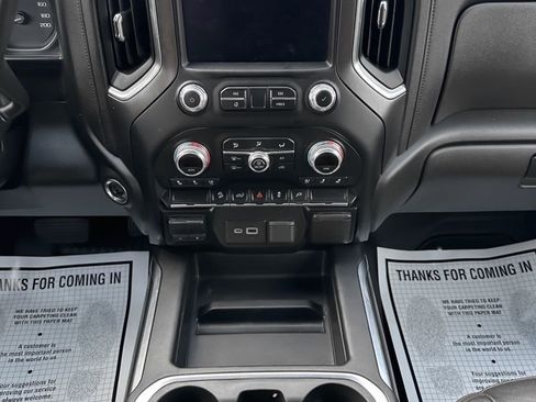 Used 2021 GMC Sierra 1500 AT4 image 17