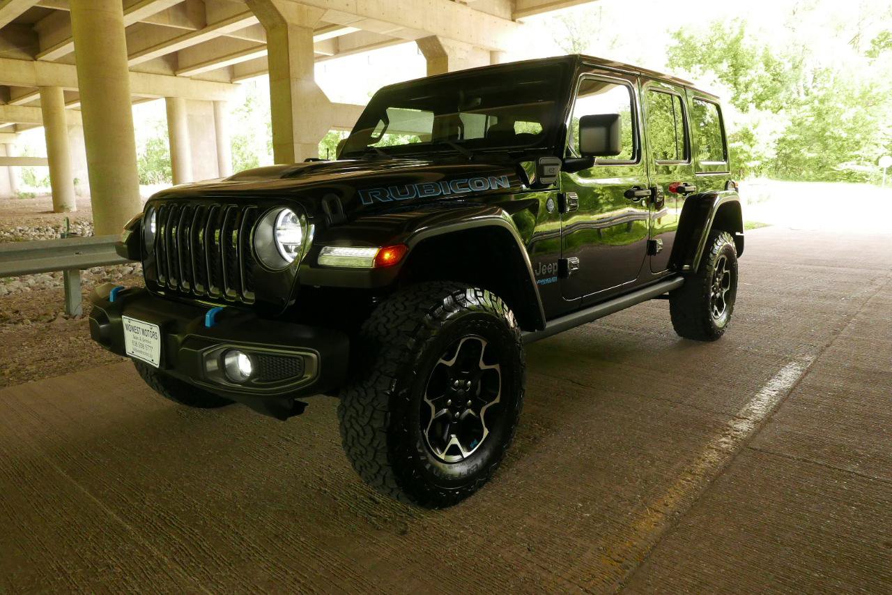 Used 2021 Jeep Wrangler Unlimited Rubicon 4xe w/ Cold Weather Group AWD/4WD image 33