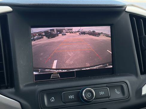 Used 2023 GMC Terrain SLE w/ Elevation Edition image 31