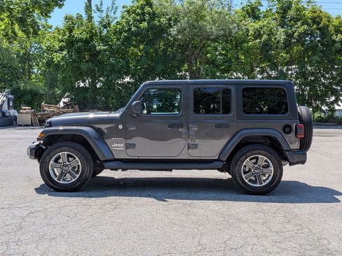 Certified 2019 Jeep Wrangler Unlimited Sahara w/ Dual Top Group AWD/4WD image 9